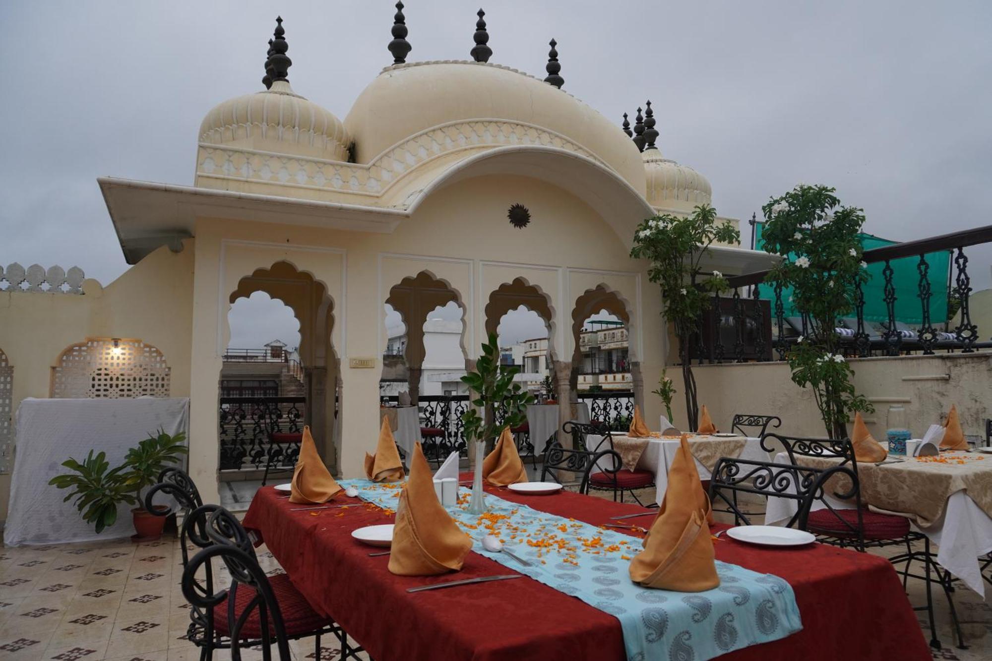 Khandela Haveli - A Boutique Heritage Hotel Jaipur Exteriör bild
