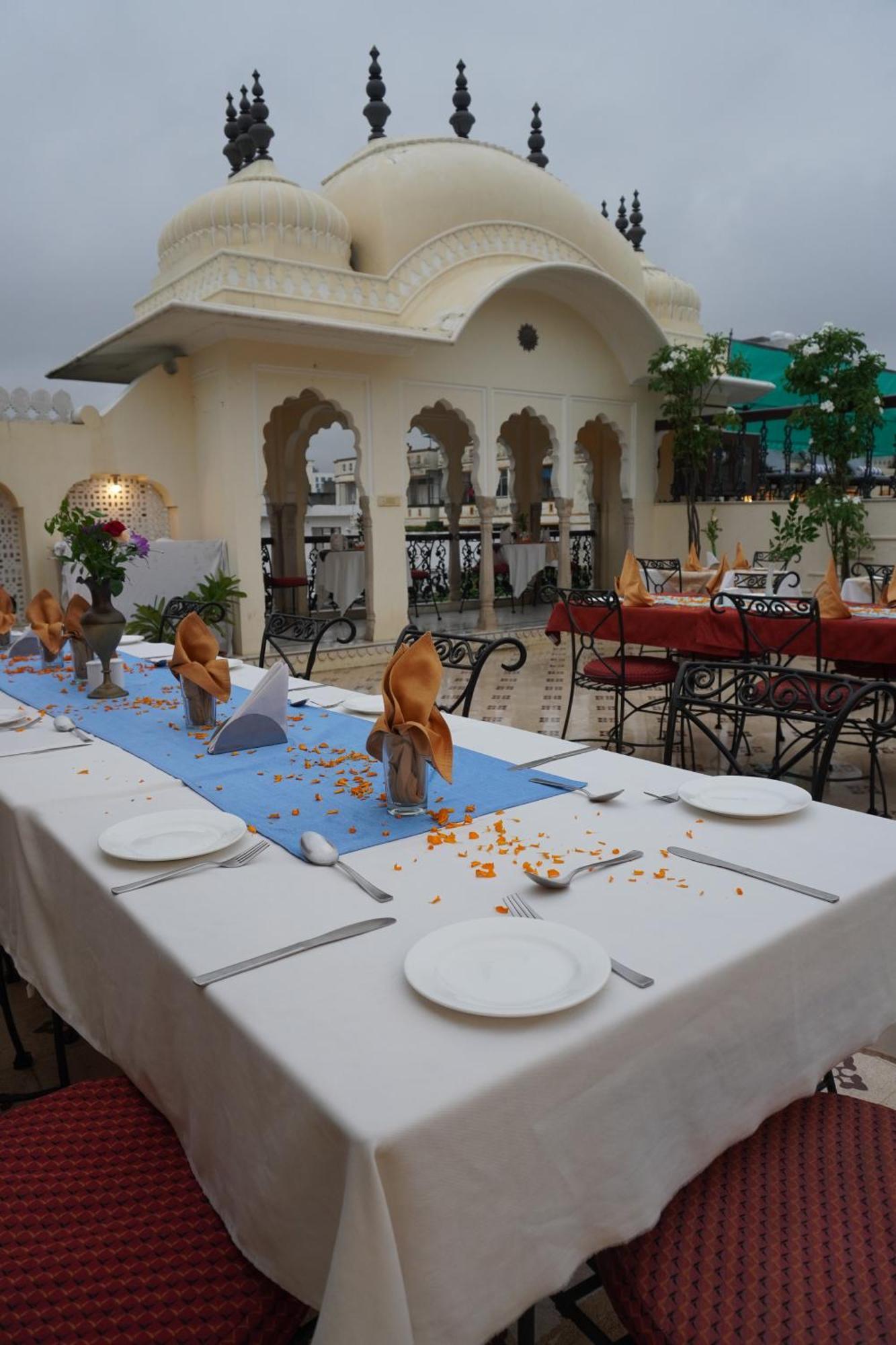 Khandela Haveli - A Boutique Heritage Hotel Jaipur Exteriör bild