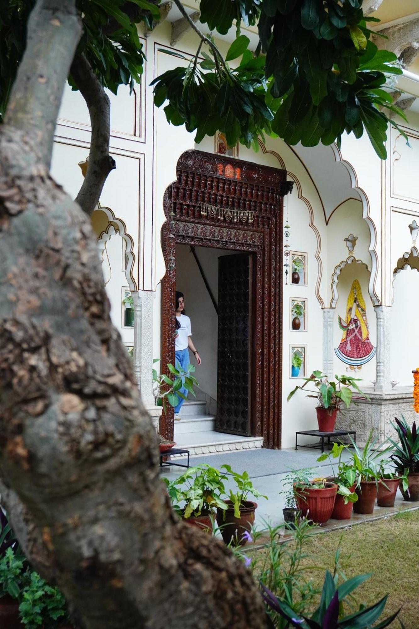 Khandela Haveli - A Boutique Heritage Hotel Jaipur Exteriör bild