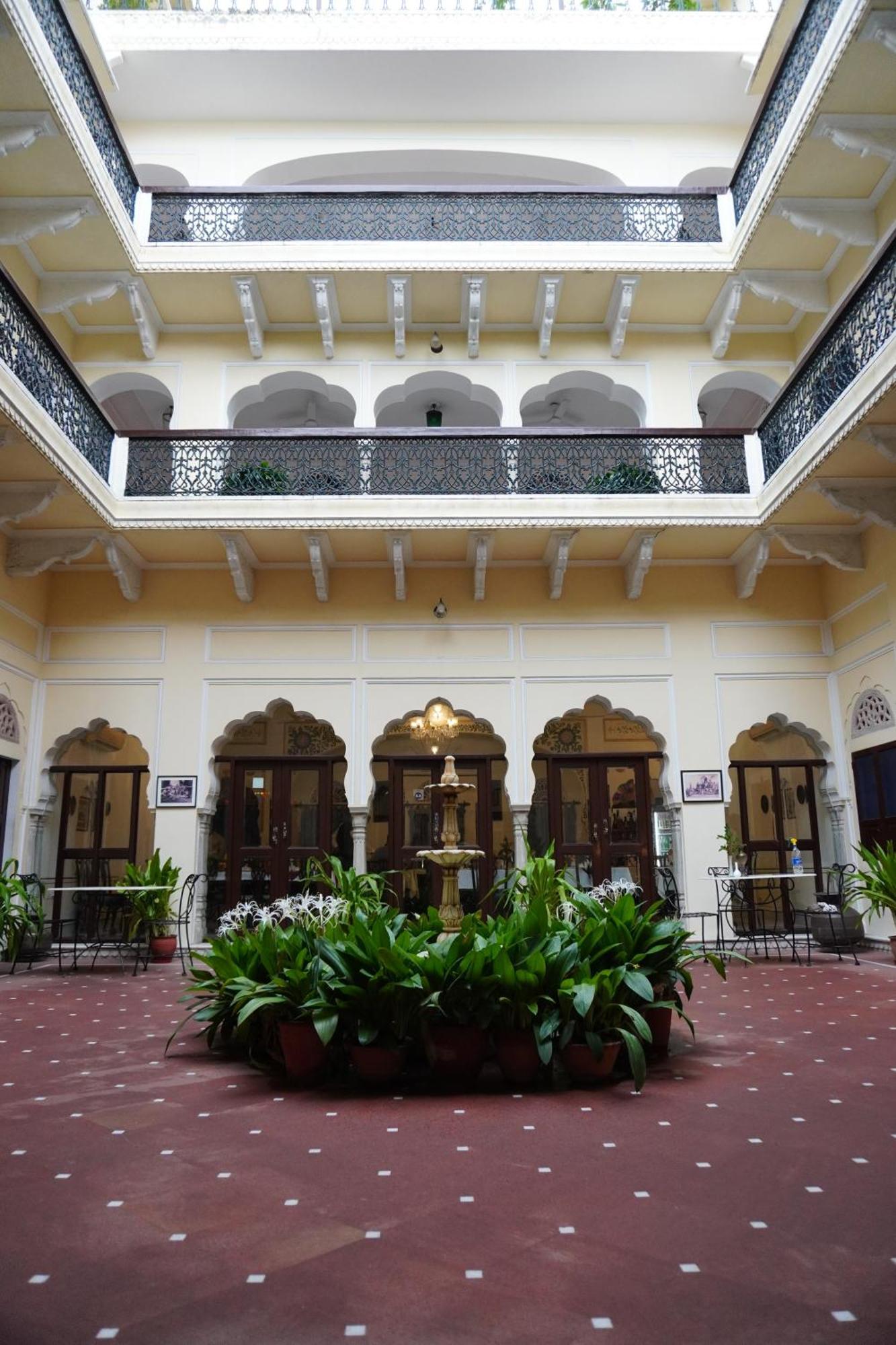 Khandela Haveli - A Boutique Heritage Hotel Jaipur Exteriör bild